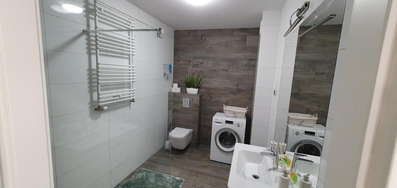 Apartament Z Basenem Laura Polanki Park Daire Kolobrzeg Dış mekan fotoğraf